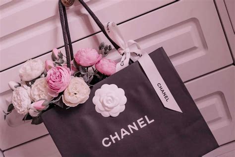 chanel caramel classic flap|Alles wat je moet weten voordat je een Chanel Classic Flap koopt .